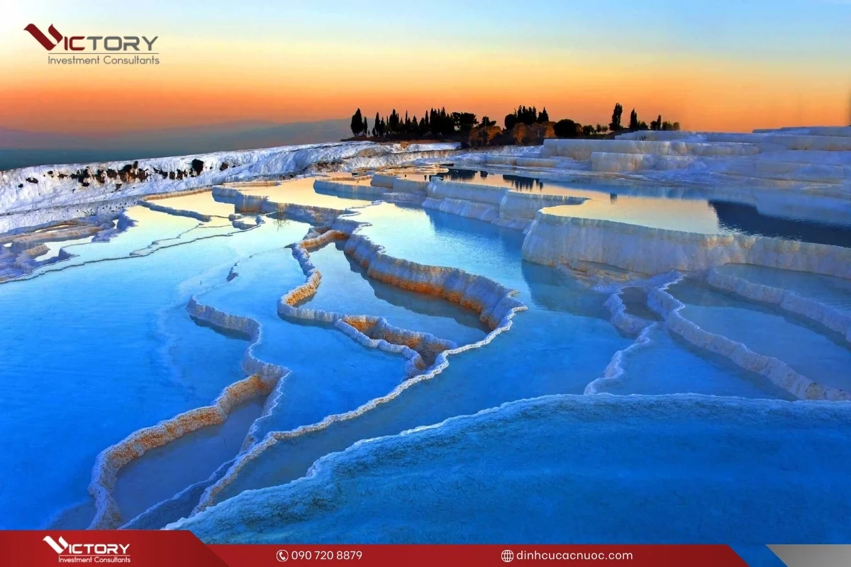 chi phi du lich tho nhi ky