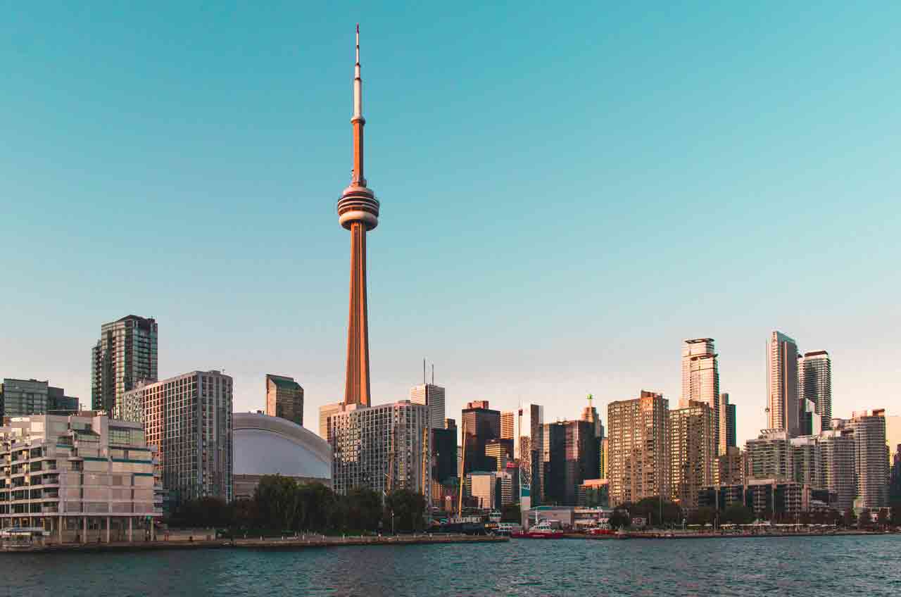 CẬP NHẬT QUY ĐỊNH NHẬP CƯ CANADA VÀ THỦ TỤC NHẬP CƯ CANADA 2021 1 Cách nhập cư vào Canada và các chương trình nhập cư Canada hợp pháp