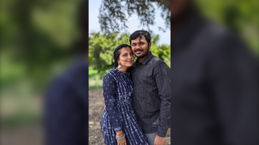 Meghrajsinh Solanki và vợ đã chờ đợi ba năm để nhận được phản hồi về ứng dụng PR của họ.