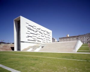Trường Đại học ở Bồ Đào Nha - NOVA de Lisboa