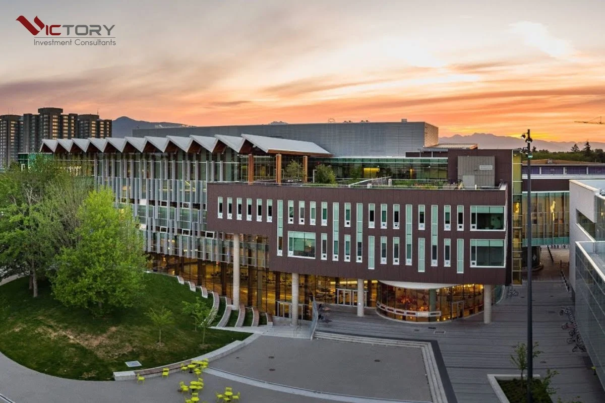 cac truong kinh te hang dau o canada