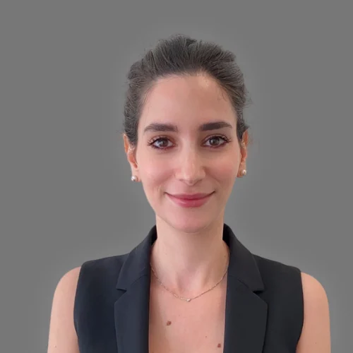 Ana Carolina Martins attorney