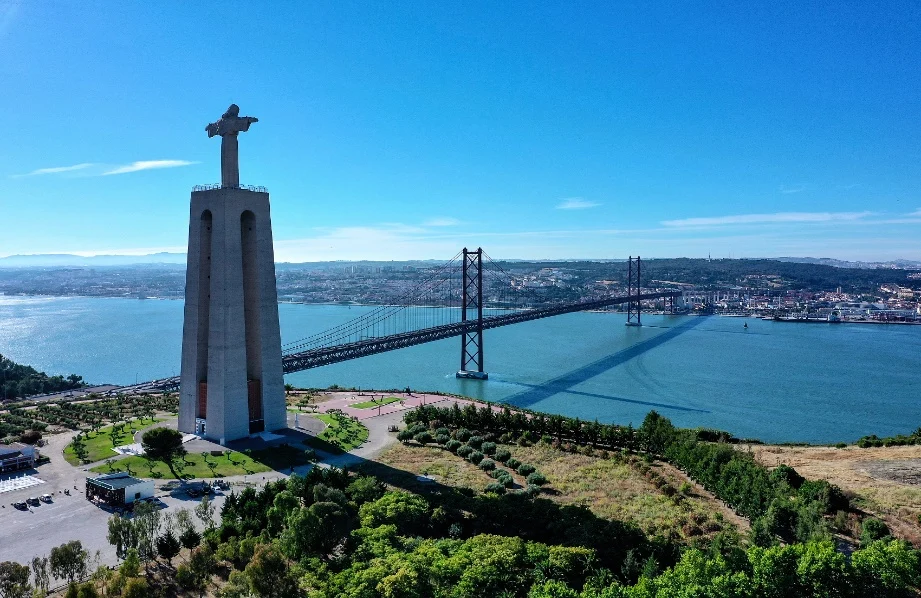 Portugal Santa Catarina Shop 3 28 April2