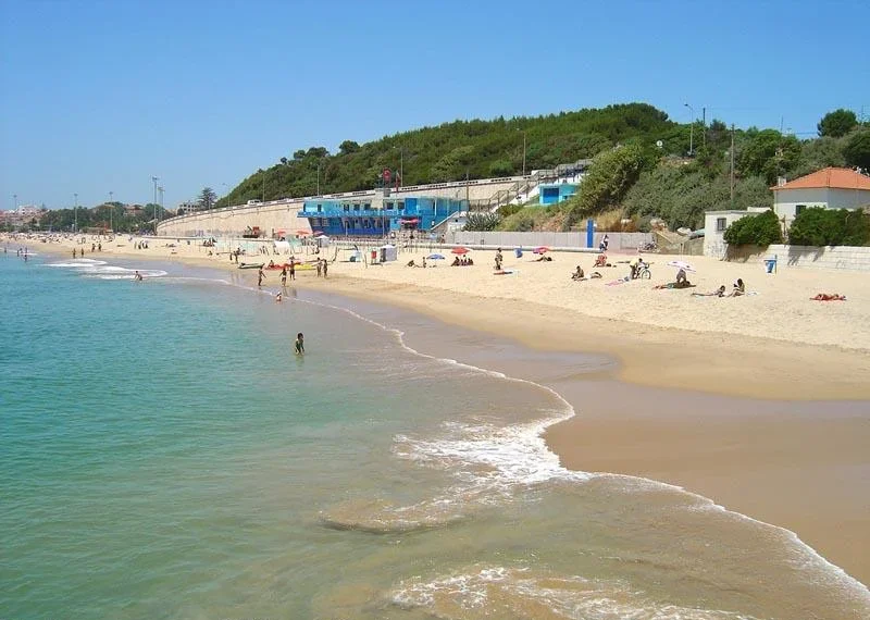 Portugal Santa Catarina Shop 3 18 Bai bien Alges2