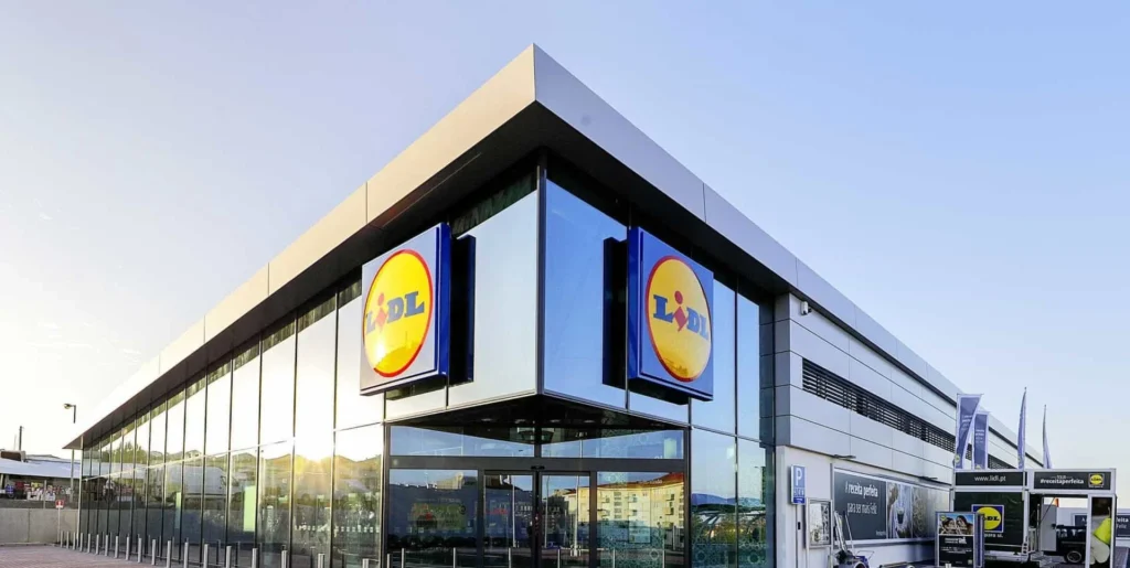 Portugal Santa Catarina Shop 3 48 Sieu thi2