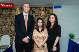 ceo vicky nguyen va ong sam wolfe cung dai dien tai hoi thao hoi thao tho nhi ky 2022 victory