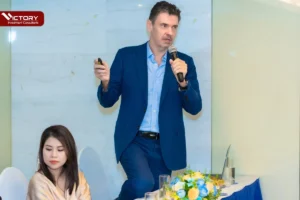 mark i davies esq dien gia hoi thao dinh cu victory 10 2022