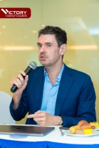 mark i davies esq giao luu cung nha dau tu viet nam victory 2022