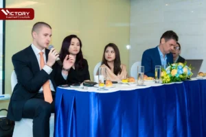 ong sam wolfe trinh bay noi dung chuong trinh tai hoi thao tho nhi ky 2022