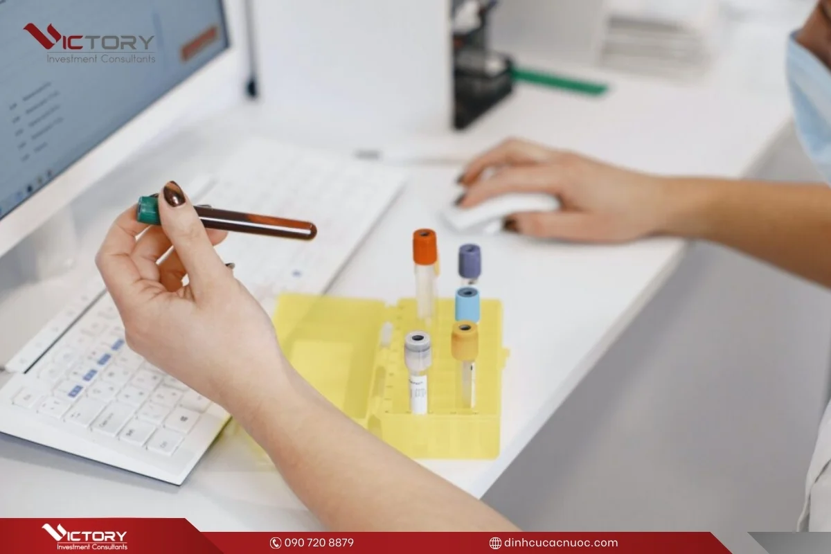 kham y te di tru truoc nop express entry