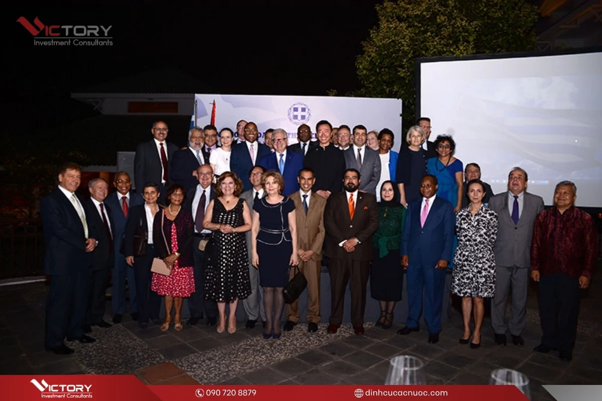 dai su quan hy lap o ha noi