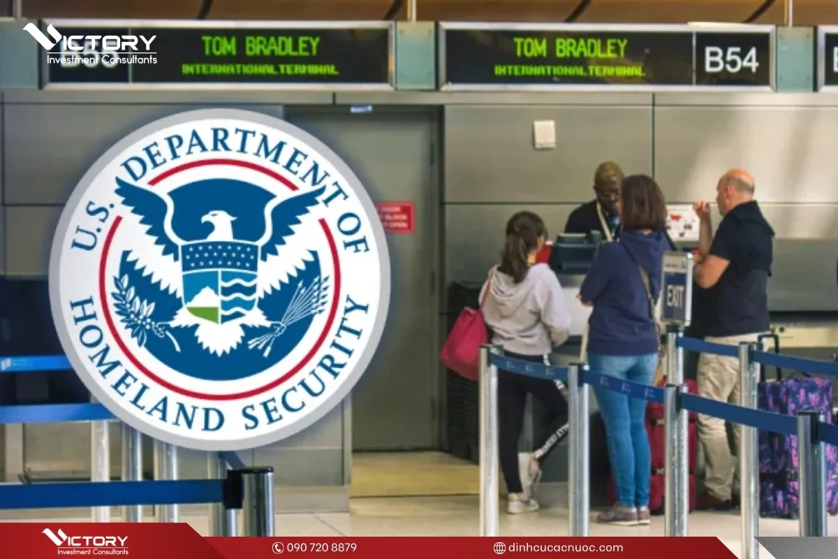 uscis screening vetting